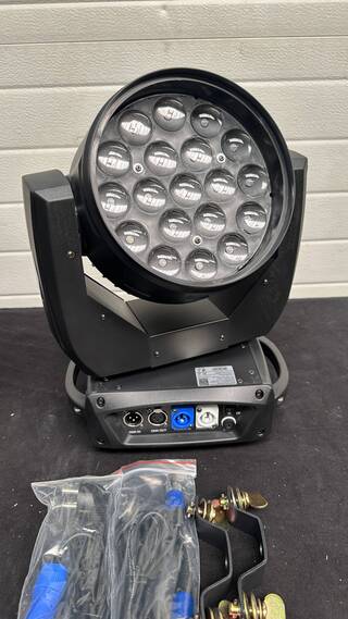2x LED wash Moving Head  19x15W RGBW Wash/Zoom