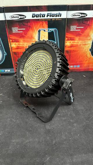 4x led strobe Showtec, Data flash