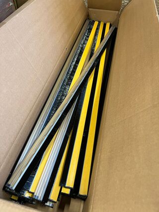 Ca. 60x 100 cm deurstrip met flexibele borstel