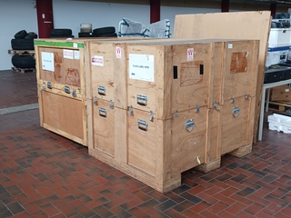 2x Houten transportkist
