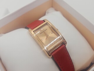 Rebecca Minkoff dameshorloge - inclusief doos