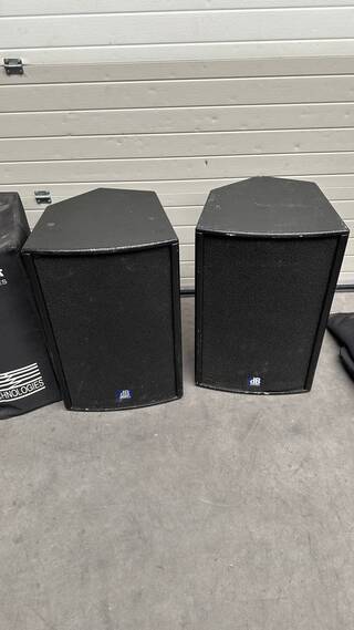 2x Speaker top DB Technologies, Arena 15