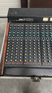 Monitor mixer 24ch  Yamaha, 2408m