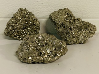3x Pyriet ruwe brokken