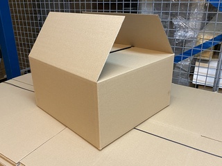 Ca. 320x verzenddozen , Bruin, 41x39x21cm