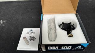 Studio condenser microphone Devine, BM100