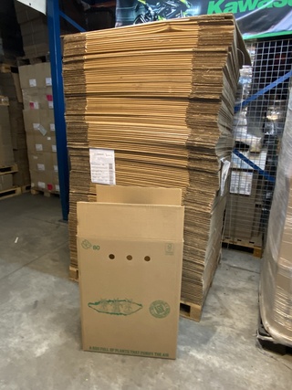 Ca. 150x Grote verzenddozen Euro 80 dubbelgolf, Bruin
