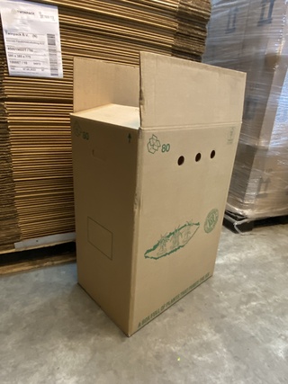 Ca. 150x Grote verzenddozen Euro 80 dubbelgolf, Bruin