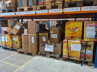 Partij spirituele items op 4x pallet