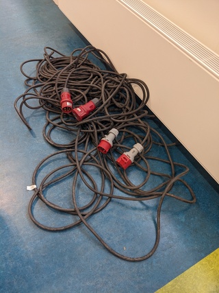 2x Krachtstroom verlengkabel 16Amp
