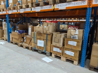 Partij spirituele items op 4x pallet