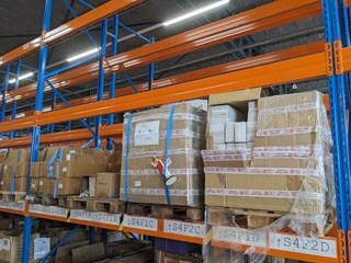 Partij spirituele items op 4x pallet
