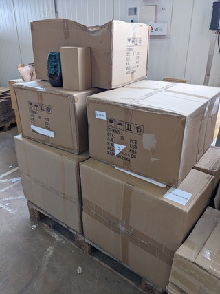 Partij spirituele items op 2x pallet