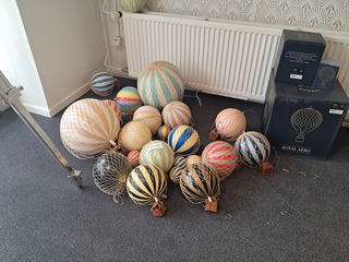 22x Ballon Authentic Models, diverse