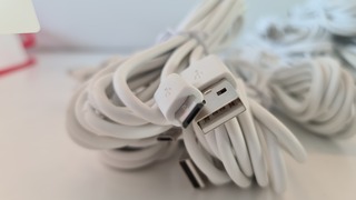 Ca. 25x Partij USB kabels wit