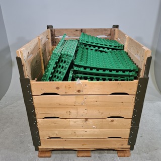 Partij kunststof vloertegels