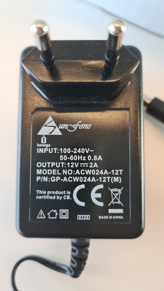 Ca. 24x Voeding adapter 12V 2A