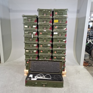 Ca. 30x Onderzoekslamp in transportkist