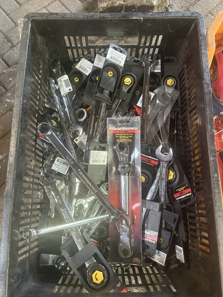 Kist vol met ring ratel sleutels 17/18/19 O.a. GearWrench