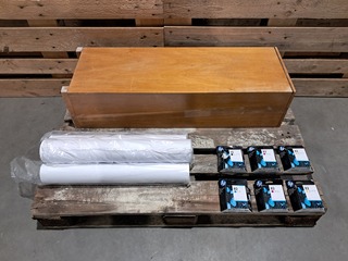 Kist met plotter toebehoren