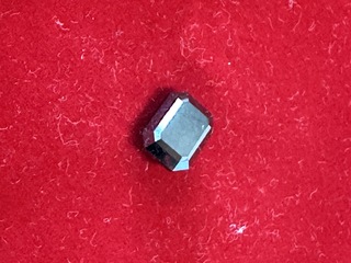 Diamant - 5.14 carat natuurlijke zwarte diamant in smaragd vorm (gecer