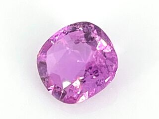 Saffier – 1.18 carat Fancy pink saffier