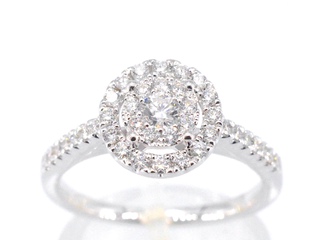 Entourage ring met briljant geslepen diamant