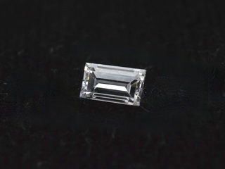 Diamant – 0.23 carat baguette geslepen diamant (gecertificeerd)