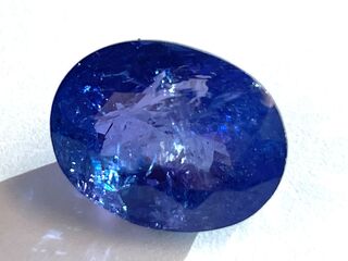 Tanzaniet – 10.20 carat natuurlijke Tanzaniet (gecertificeerd)