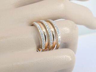 Bi-colour ring met briljant geslepen diamanten