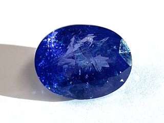 Tanzaniet – 10.20 carat natuurlijke Tanzaniet (gecertificeerd)
