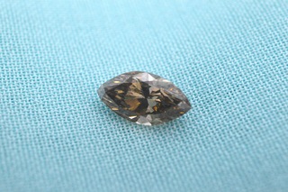 Diamant – 0.49 carat champagne gekleurde marquise diamant (gecertifice