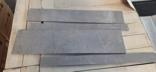 Ca. 19 m² Strokenmix betongrijs
