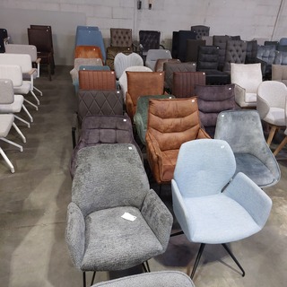 Ca. 20x Eetkamerstoelen Assorti , Zazuhome