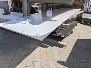 7x Ca. 18 m2 Polycarbonaat