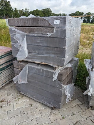 Ca. 40x Betonbielzen bruin