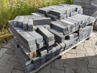 Ca. 3 m2 Waalformaat trommel grijs zwart