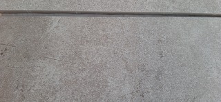 Ca. 19 m² Strokenmix betongrijs