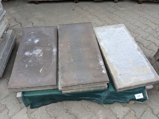 Ca. 13x betontegel  genuanceerd, bruin geel blauw