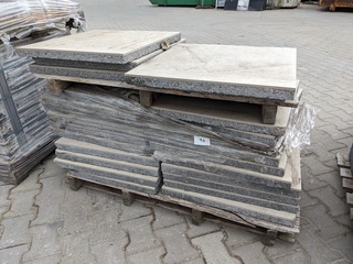 Ca. 9 m2 Keramiek plus onderbeton