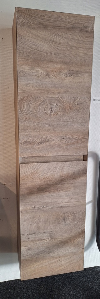 Hoge kast Thebalux, Beat, Oak grain