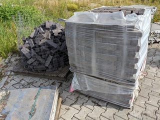 Ca. 15 m2 Donker gebakken stenen Wienerberger