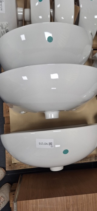 3 Wastafels Ideal standard, wit