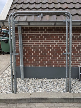 3x Beugelbord – Staander