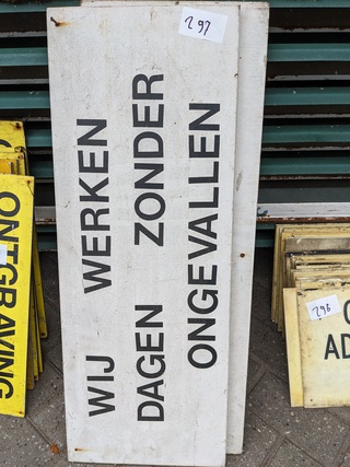2x Bouwplaats bord
