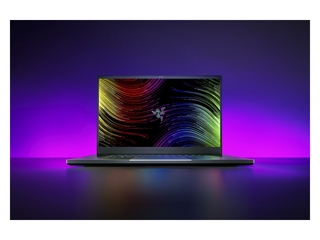 Razer Blade 17 Laptop i712800H 32GB/1TB SSD 173