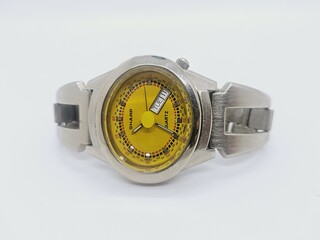 Sharp horloge