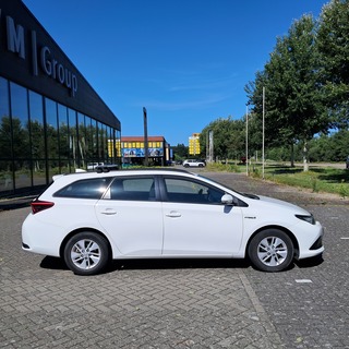 Personenauto TOYOTA, Auris Touring Sports 1.8 Hybrid Business, bouwjaa