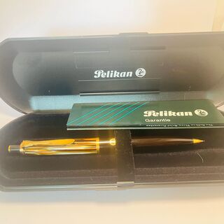 Pelikan Souverän D400 24kt GP fittings – Vulpotlood