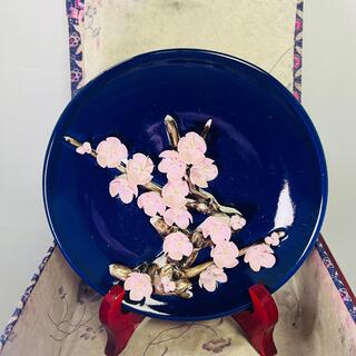 Antiek Japans sierbord kunstwerk inclusief houten stand